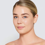 jane iredale - Skintuition SPF 30 Radiance-Boosting Liquid Foundation - 28 Light - Flüssige Foundation - jane iredale Mineral Make-up - ZEITWUNDER Onlineshop - Kosmetik online kaufen