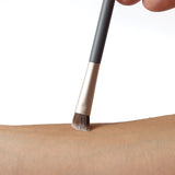 jane iredale - Fluffy Eye Brush - Lidschatten Pinsel - jane iredale Mineral Make-up - ZEITWUNDER Onlineshop - Kosmetik online kaufen