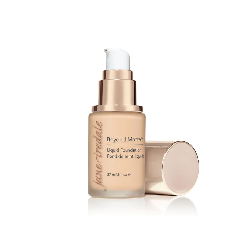 jane iredale - Beyond Matte Liquid Foundation - M2 - Flüssige Foundation - jane iredale Mineral Make-up - ZEITWUNDER Onlineshop - Kosmetik online kaufen