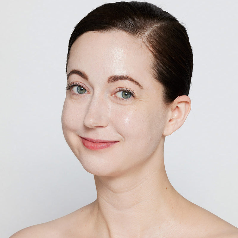 jane iredale - Skintuition SPF 30 Radiance-Boosting Liquid Foundation - 10 Fair - Flüssige Foundation - jane iredale Mineral Make-up - ZEITWUNDER Onlineshop - Kosmetik online kaufen