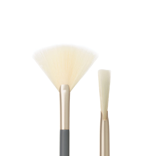 jane iredale - Fan Brush - Mehrzweckpinsel - jane iredale Mineral Make-up - ZEITWUNDER Onlineshop - Kosmetik online kaufen