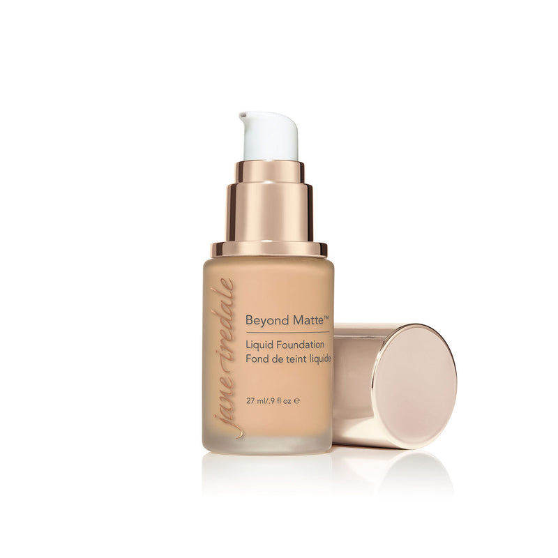 jane iredale - Beyond Matte Liquid Foundation - M4 - Flüssige Foundation - jane iredale Mineral Make-up - ZEITWUNDER Onlineshop - Kosmetik online kaufen