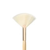 jane iredale - White Fan Brush - Mehrzweckpinsel - jane iredale Mineral Make-up - ZEITWUNDER Onlineshop - Kosmetik online kaufen