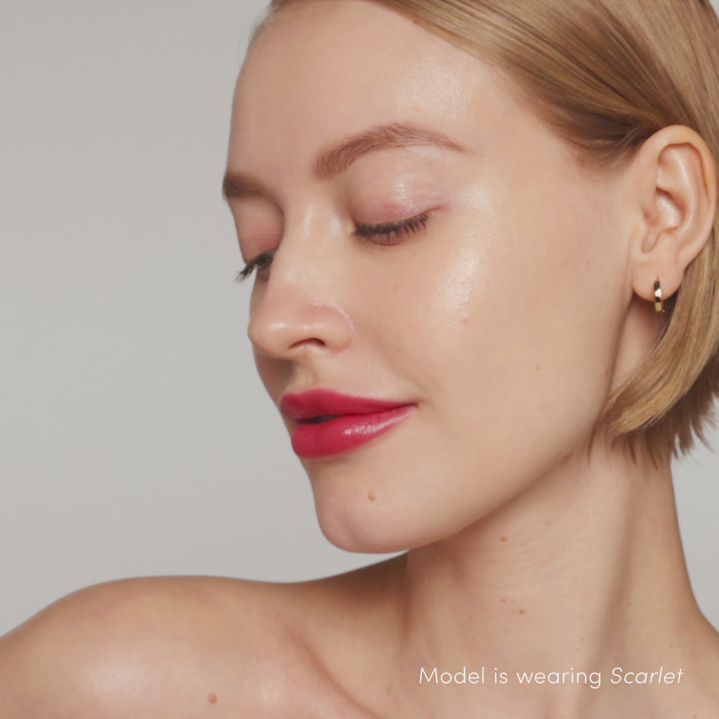 jane iredale - ColorLuxe Hydrating Cream Lipstick - Scarlet (Auslaufartikel) - Lippenstift - jane iredale Mineral Make-up - ZEITWUNDER Onlineshop - Kosmetik online kaufen